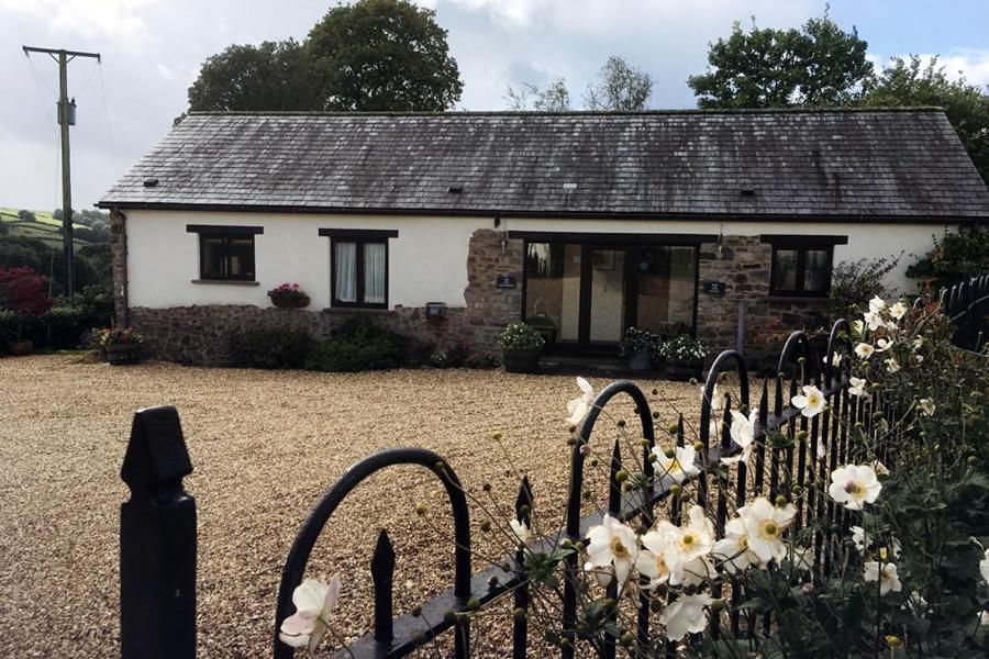 The Dairy At Handley Farm Taunton Exterior foto